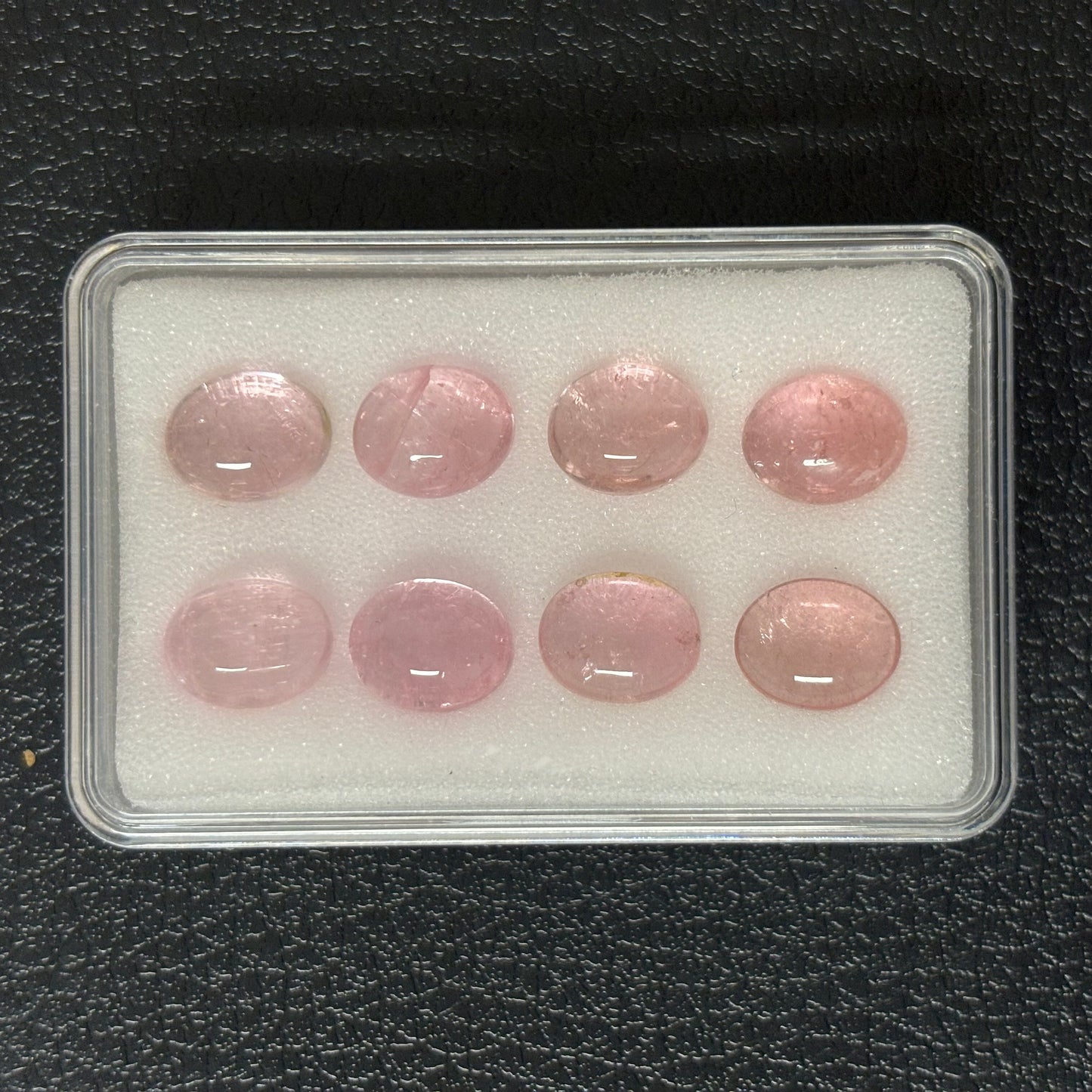 1 Piece Pink Tourmaline Oval Cabochon With Inclusions Approx. 10x8mm 3,36 Cts.