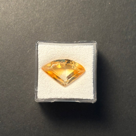 Citrine Lemon Yellow Elaborate Cut Faced Top Quality 8,06 Carats