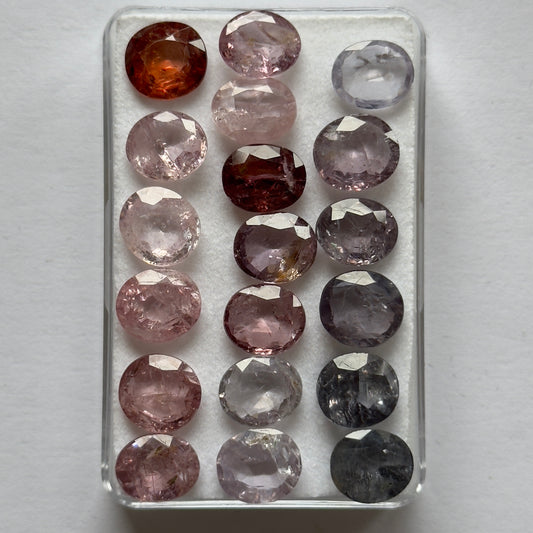 Spinell, oval, facettiert