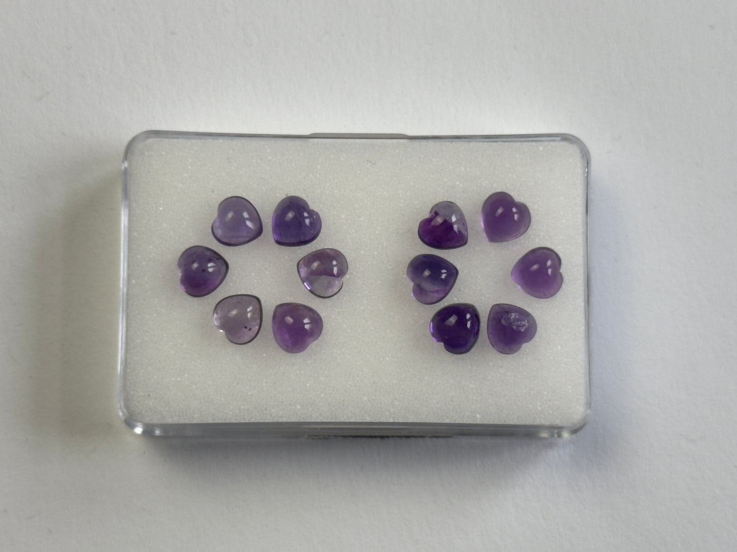 Lila seltener Amethyst Cabochon Herz 1 Stück