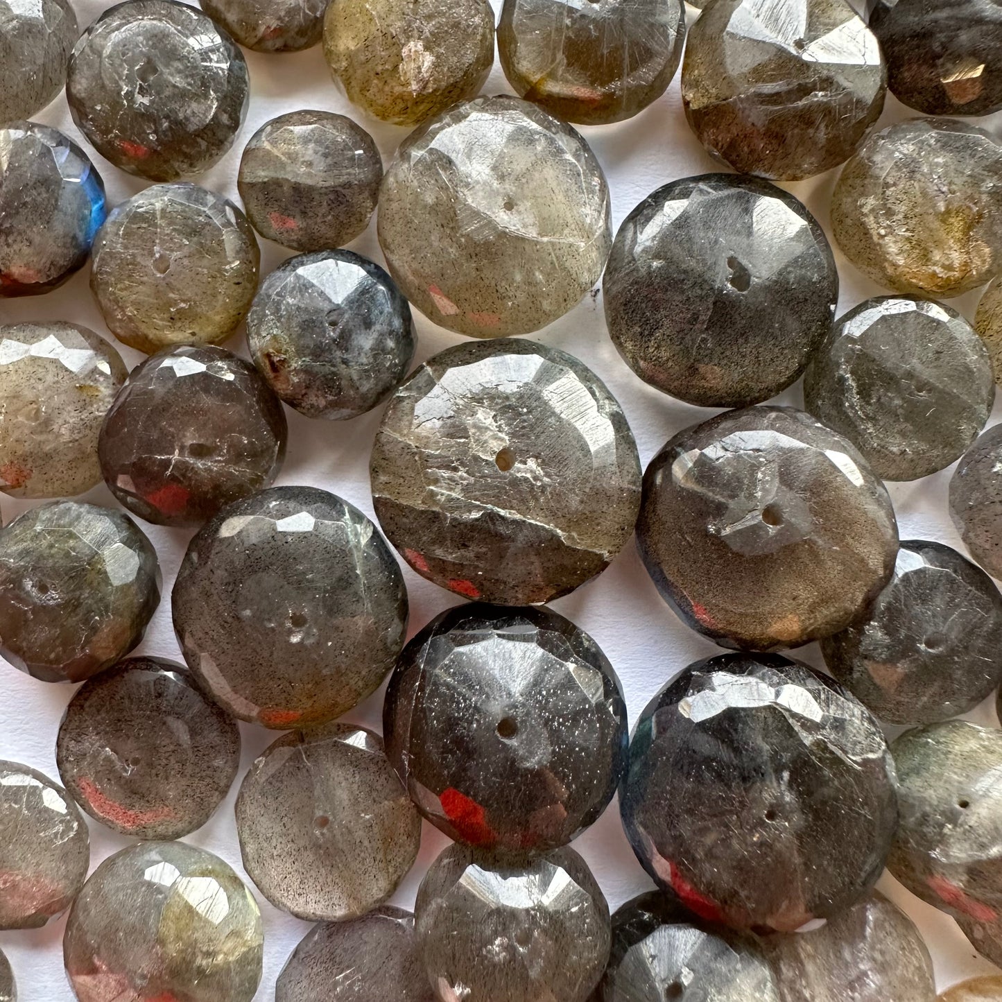 Mesmerizing Labradorite Button shape Loose Beads 33g per Bag
