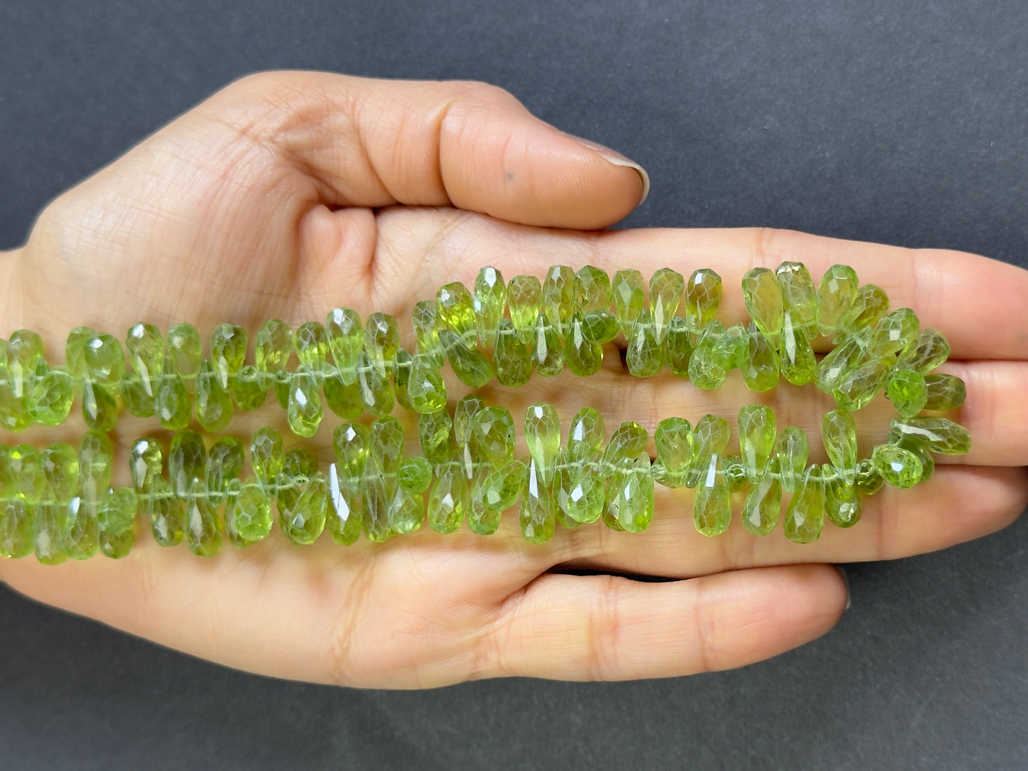 Fresh Green Peridot Beads 42cm , Faceted Drop 335,16cts