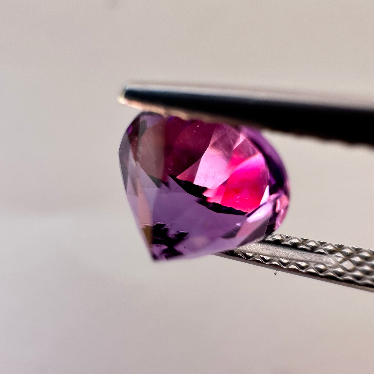 Vibrant Amethyst Round Intense Purple