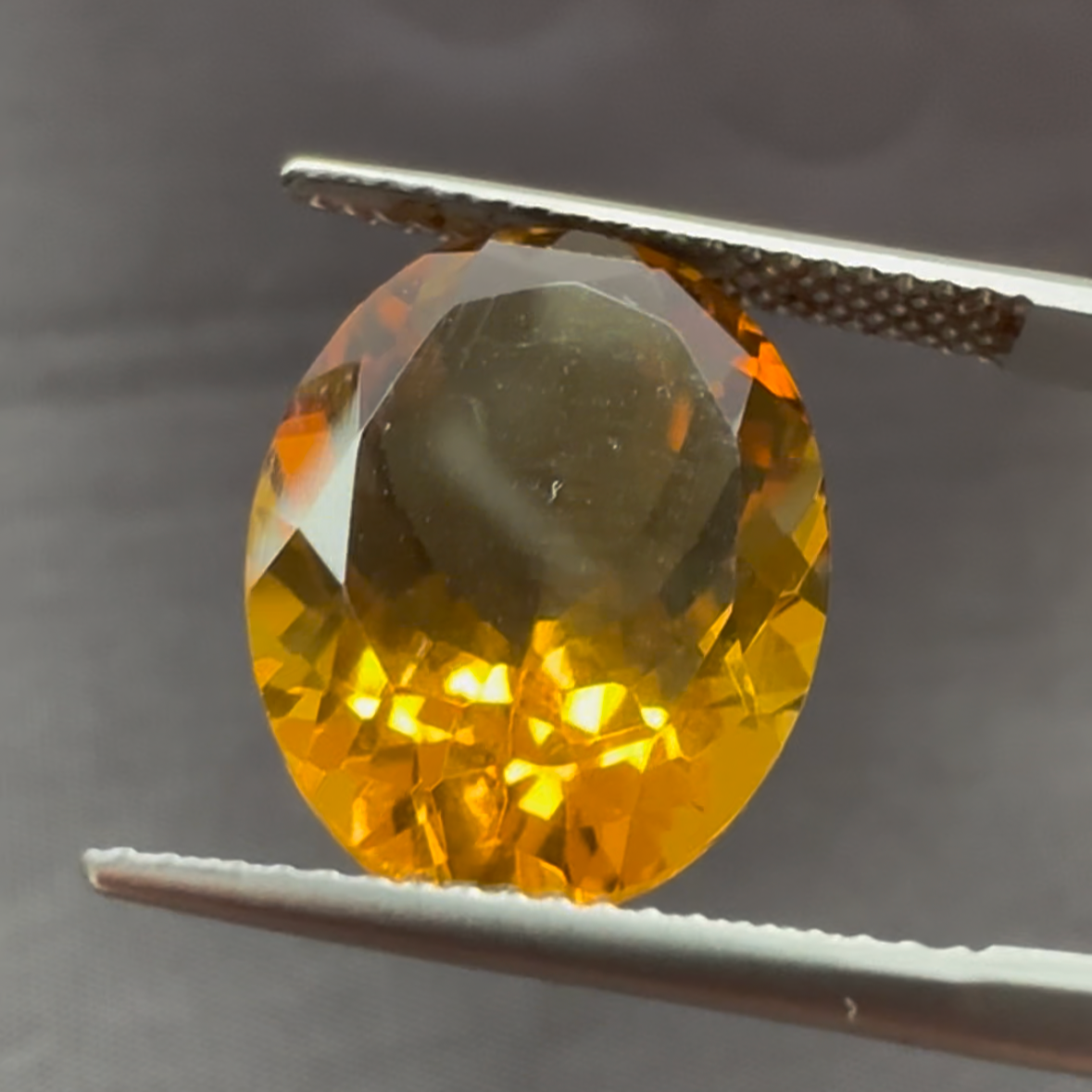 Beautiful warm golden brown Tourmaline, 7.50 cts, 15.8x 11.8x 7.4 mm , Oval