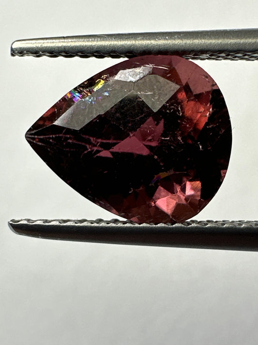 EB001282 Red Tourmaline, pear mixed cut, 11.0x8.8x6.9mm, 3.56cts