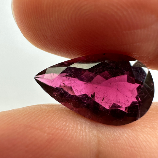 EB001311 Drop shaped deep Purple Tourmaline, 6.83cts, 17.5x 10x 6.5 mm