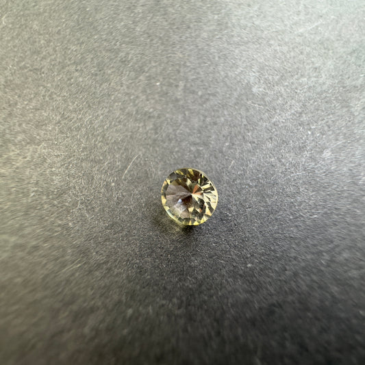 This stunning round, faceted colourless Tourmaline - 0.51cts