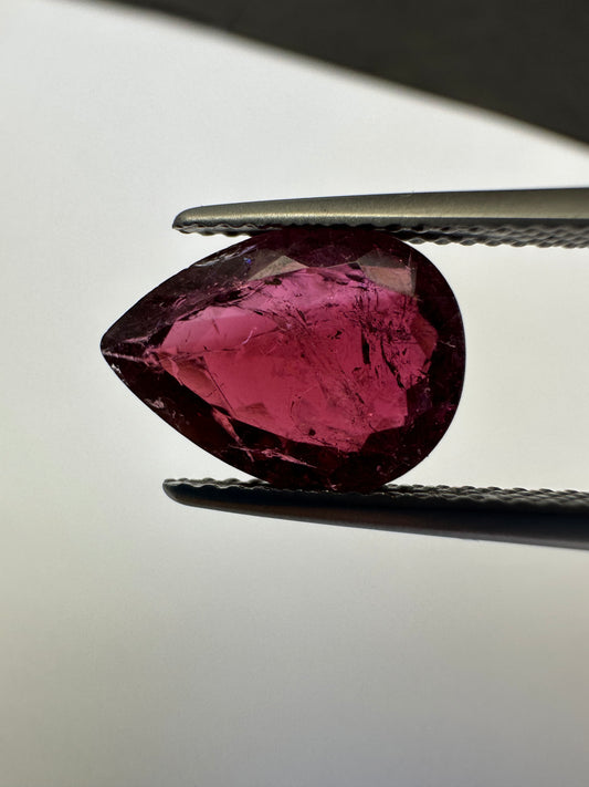 Eb001356, Tourmaline, 3.15 Cts, 12.4x 8.9x 4.6 mm