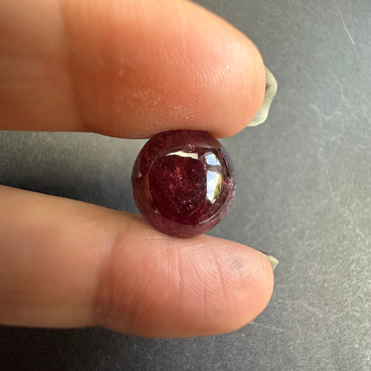 Dramatic Elegant intense Pink Tourmaline Round - 9.93cts