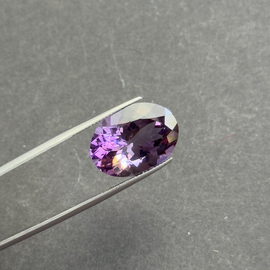 Lively Purple and Radiant Amethyst Oval Fac.