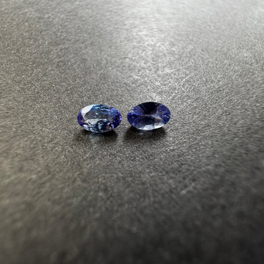 Discover the allure of this stunning Tanzanite pair! Oval