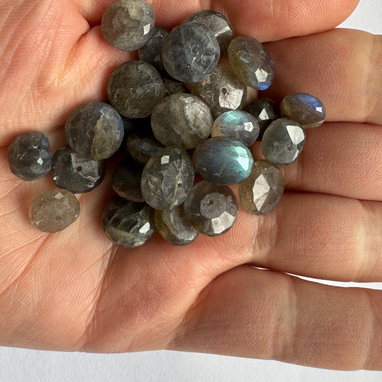 Mesmerizing Labradorite Button shape Loose Beads 33g per Bag