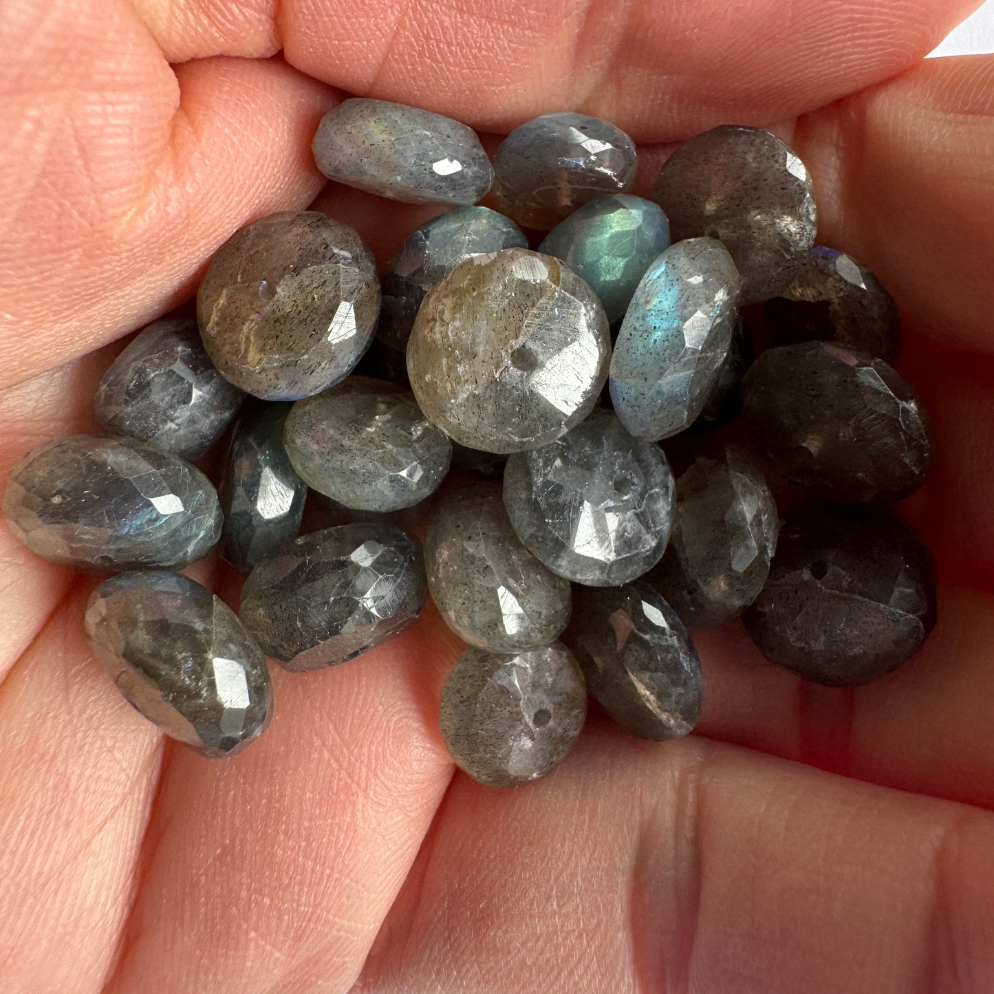 Mesmerizing Labradorite Button shape Loose Beads 33g per Bag