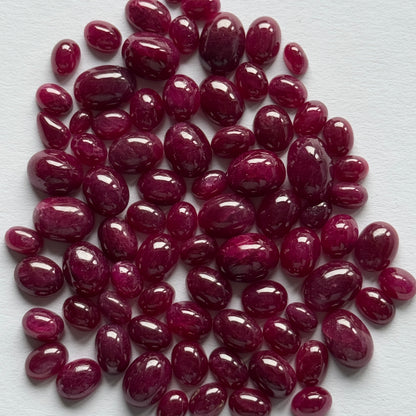 Red Ruby Cabochon, 15 ct – view 1 of 4