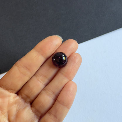 Red Tourmaline Round Cabochon, 12.69 ct – view 3 of 3