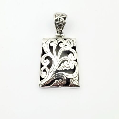 Anhänger aus 925 Sterling Silber mit antikem Design, ein seltener Fund, 30 x 29 mm