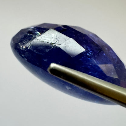 Blue Tanzanite Oval Cabochon, 20.75 ct – view 9 of 9