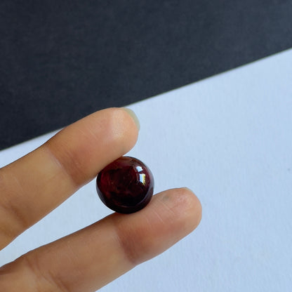 Red Tourmaline Round Cabochon, 14.38 ct – view 3 of 3