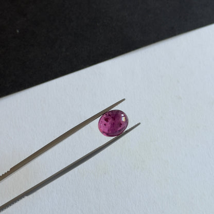 Pink Tourmaline Oval Cabochon, 4.74 ct, 11x9 mm – view 3 of 3