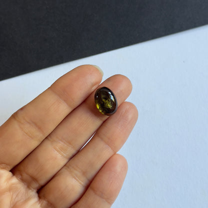 Green Tourmaline Oval Cabochon, 7.64 ct, 14.2x10.2 mm – view 3 of 3