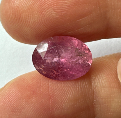 Pink Tourmaline Oval Loose Stone, 3.85 ct, 12.0x8.8 mm – view 2 of 3