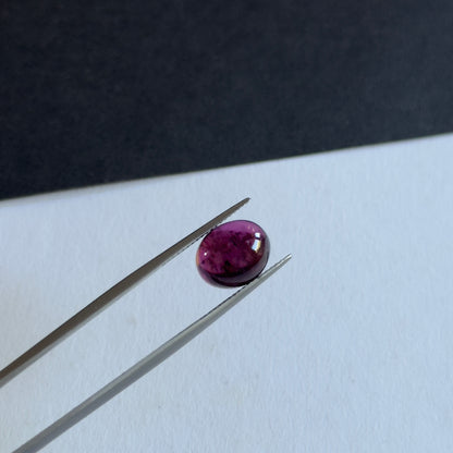 Purple Tourmaline Oval Cabochon, 4.88 ct, 11x9 mm – view 2 of 2