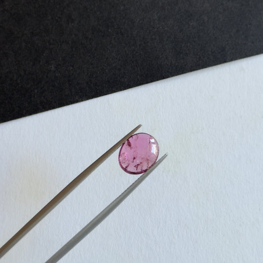 Turmalin, leuchtendes Pink, 11 x 9 mm, 2,67 ct