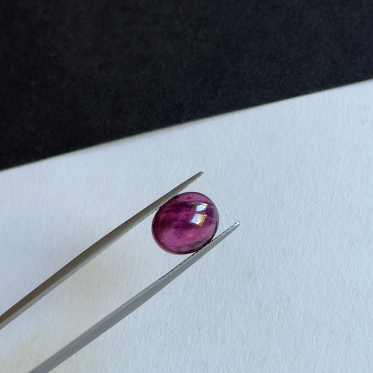 Tourmaline Purple Pink Cabochon Oval with Beautiful Inclusions 4,42cts