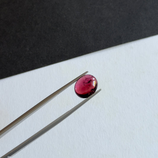 Captivating Dark Pink Tourmaline with Natural Inclusion 3.22cts 11 x 9mm