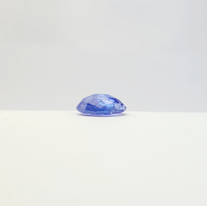 Purple Tanzanite Oval Cabochon, 7.83 ct – view 2 of 4