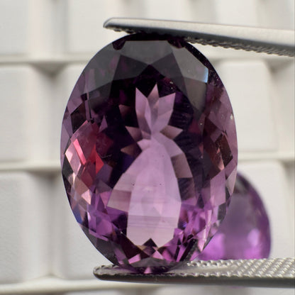 Purple Amethyst Oval Faceted Loose Stone, 13.8 ct, 17.7x13 mm – view 1 of 2