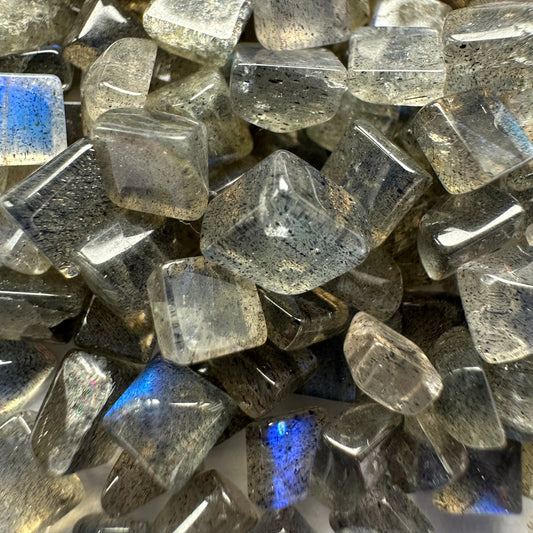 Labradorite Square Cabochon Shiny Blue Opalescence 29g per Bag