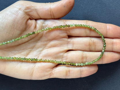 Green Tourmaline Rondelle Beads, 25.75 ct, 92-2.96 mm, 43 cm – view 1 of 2