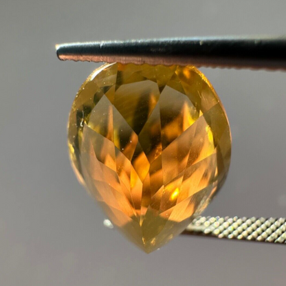 Yellow Citrine Oval Faceted Loose Stone, 10.20 ct – view 4 of 6