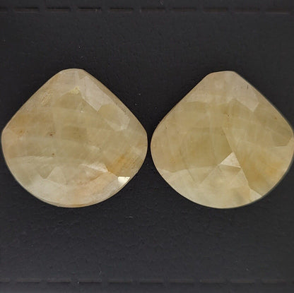 Yellow Sapphire Loose Stone Pair – view 2 of 3
