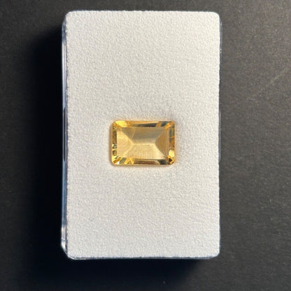 Yellow Citrine Rectangular Faceted Loose Stone, 5.75 ct, 13.8x9.6 mm – view 1 of 2
