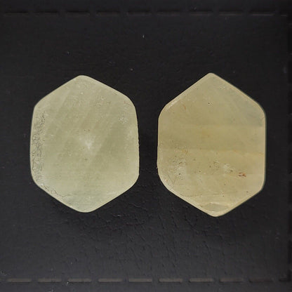 Yellow Sapphire Loose Stone Pair – view 3 of 3