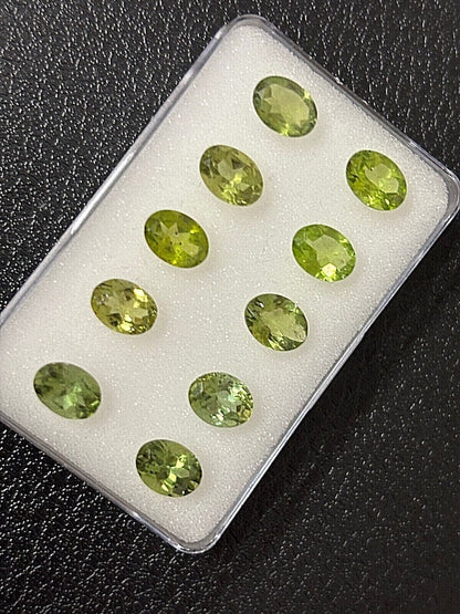 Green Peridot Oval Faceted Loose Stone, 1.21 ct, 8x6 mm – view 7 of 9