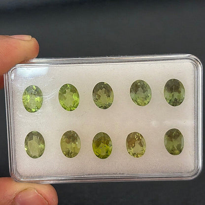 Green Peridot Oval Faceted Loose Stone, 1.21 ct, 8x6 mm – view 5 of 9
