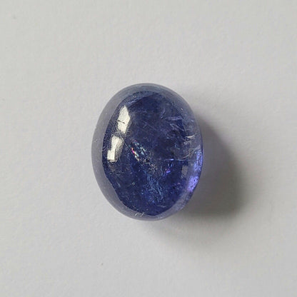 Blue Tanzanite Cabochon, 29.03 ct, 19.6x16 mm – view 2 of 3