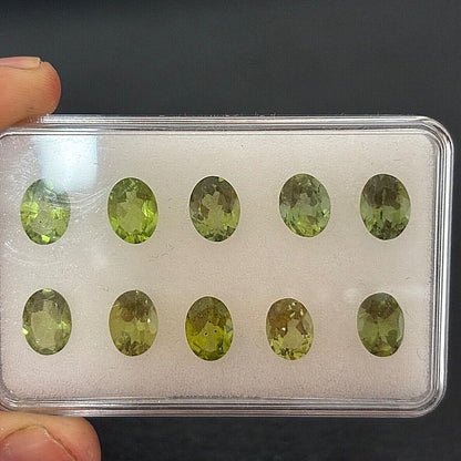 Green Peridot Oval Faceted Loose Stone, 1.21 ct, 8x6 mm – view 4 of 9