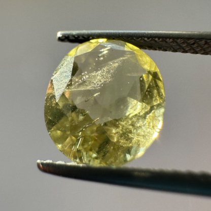 Yellow Citrine Pear Cabochon, 2.7 ct – view 1 of 7