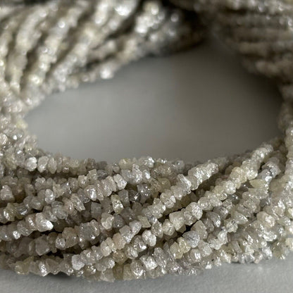 Grey Diamond Beads, 45 cm – view 2 of 6