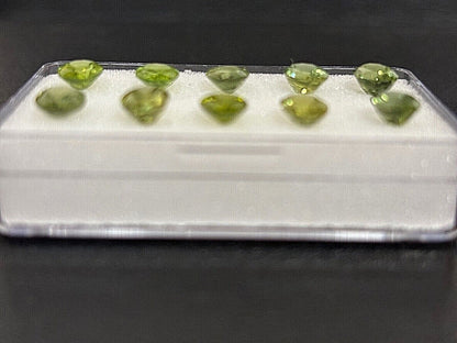 Green Peridot Oval Faceted Loose Stone, 1.21 ct, 8x6 mm – view 8 of 9