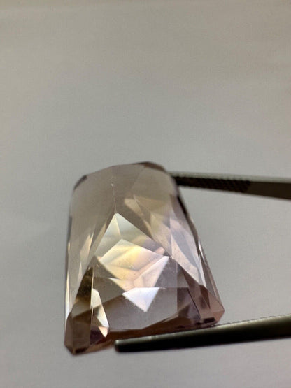 Ametrine Baguette Loose Stone, 16.48 ct – view 4 of 6