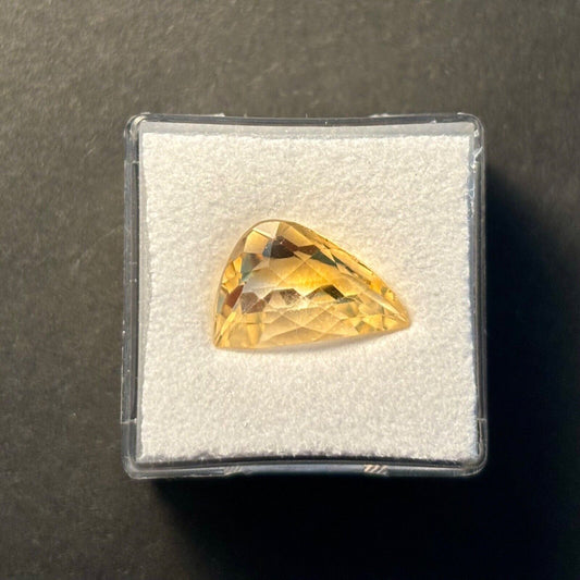 Citrine Sun Yellow Elaborate Cut Faceted 4.86 Carats