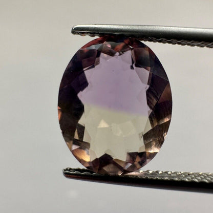 Purple Ametrine Oval Cabochon, 3.47 ct – view 2 of 4
