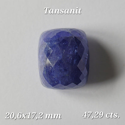 Blue Tanzanite Cabochon, 47.29 ct, 20.6x17.2 mm – view 1 of 3