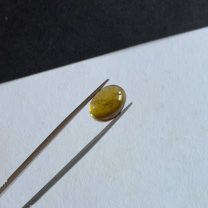 Yellow Tourmaline Oval Cabochon, 9.07 ct, 14x10 mm – view 3 of 3