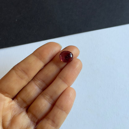 Pink Tourmaline Oval Cabochon, 5.30 ct, 12x10 mm – view 1 of 3